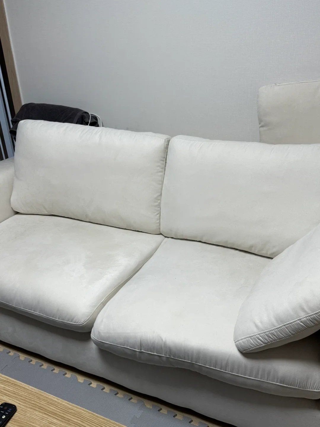 아이보리색 중고 소파