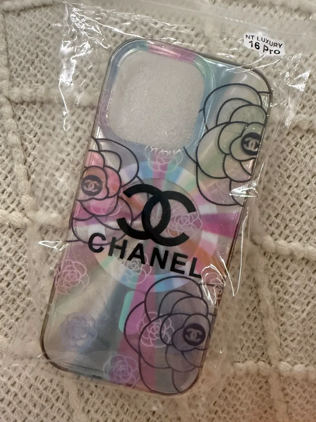 [새상품/중고] 아이폰 16 Pro 맥세이프 케이스 (샤넬,프라다 등)