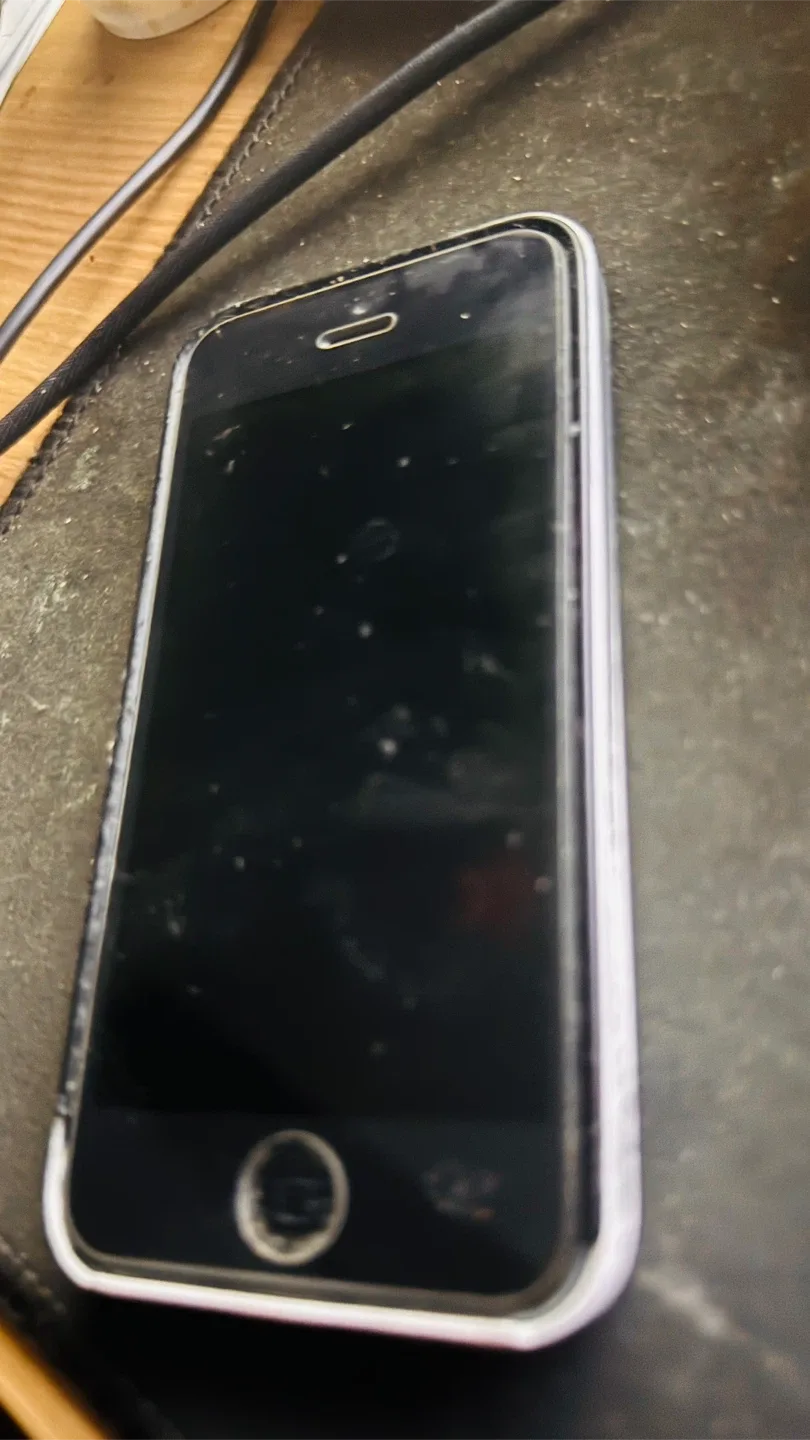 아이폰 5 중고 내놓습니다