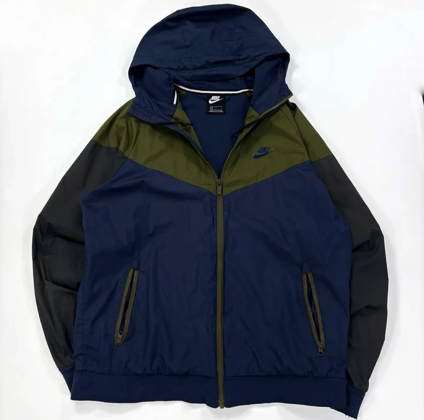 나이키 윈드러너 바람막이 L