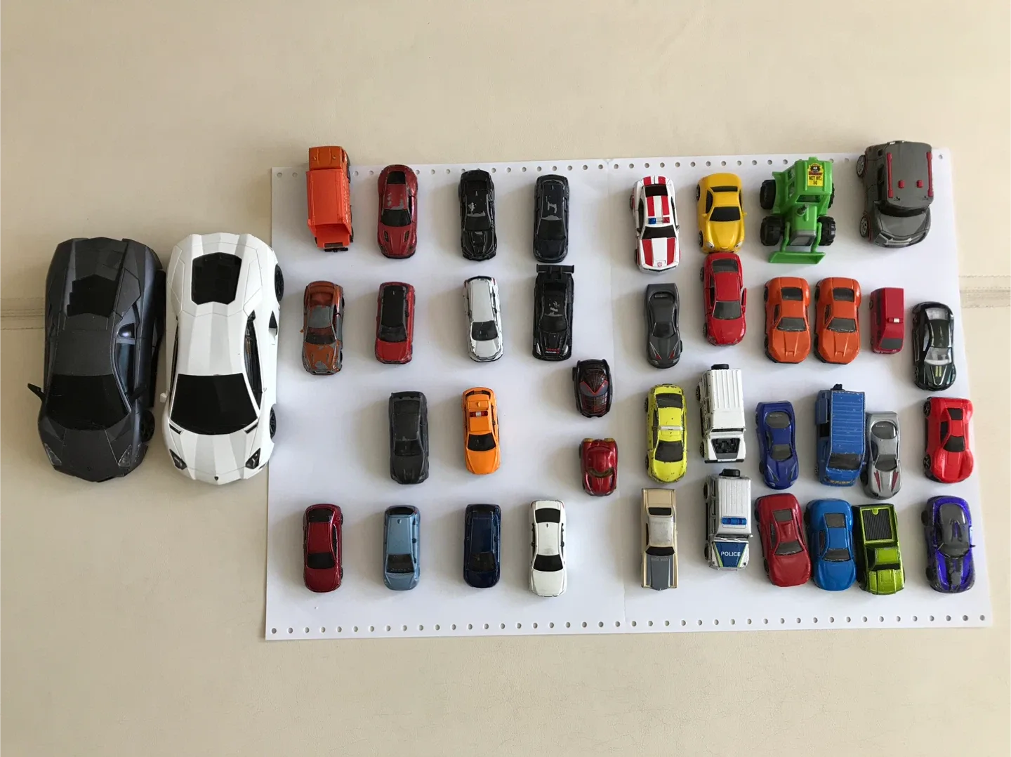 토미카 및 미니 자동차 중고 여러 대