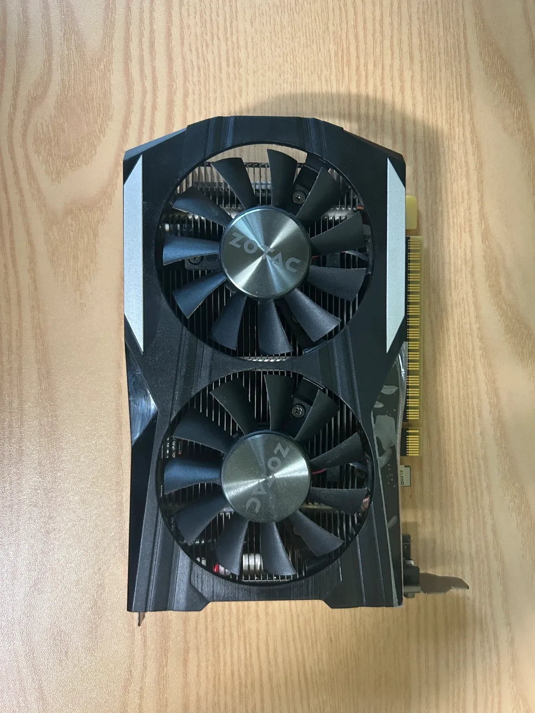 그래픽카드 1050ti 중고 단품 팝니다.