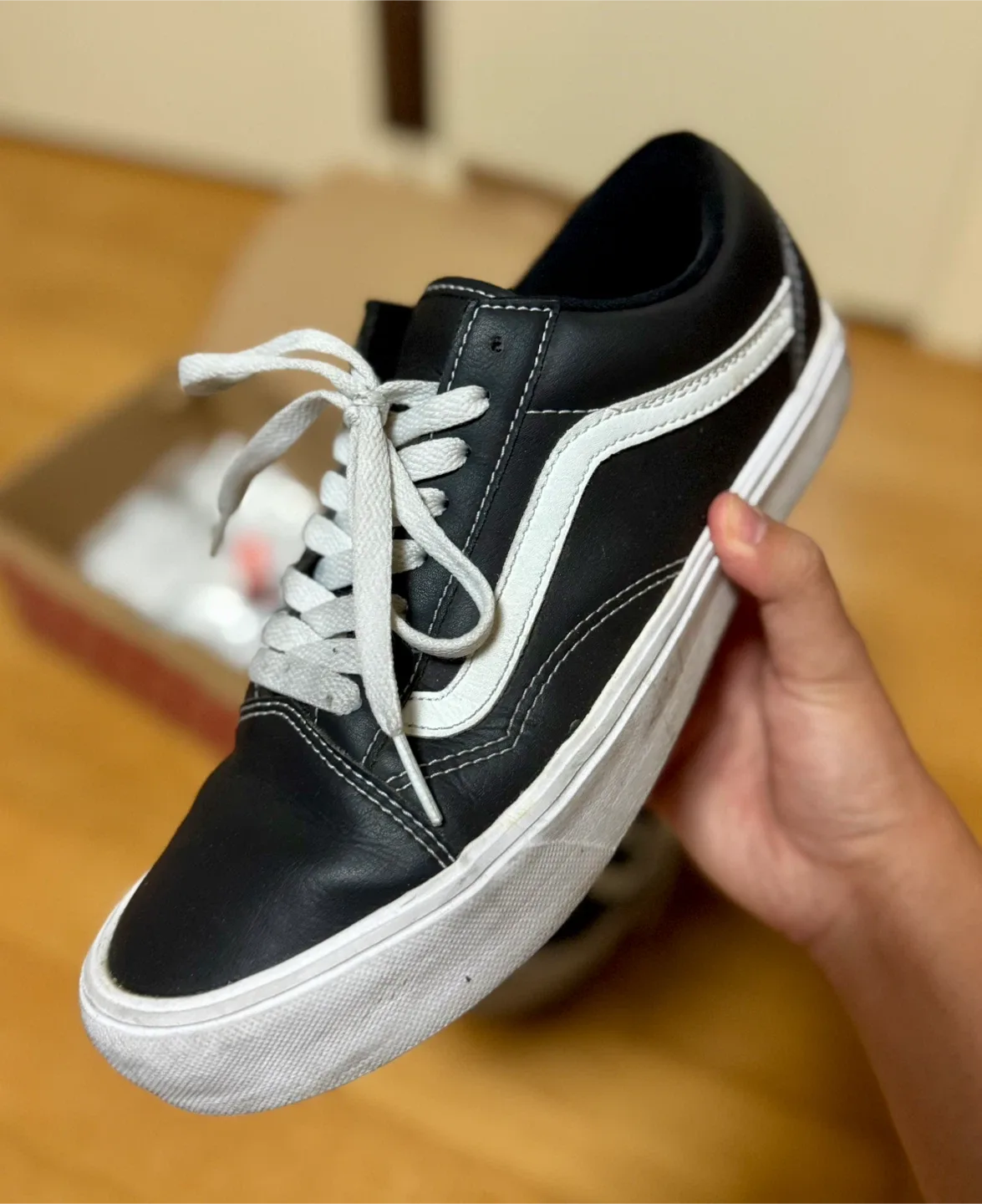 반스 올드스쿨 라이트 260 중고팝니다.