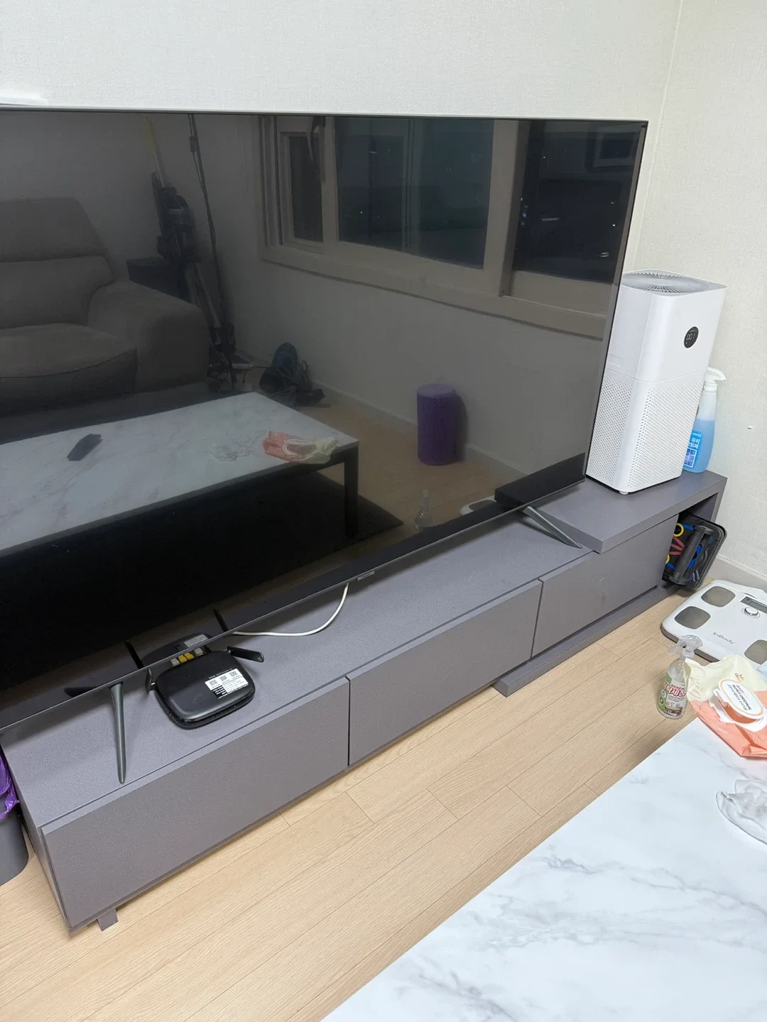 TV 거실장 그레이 색상