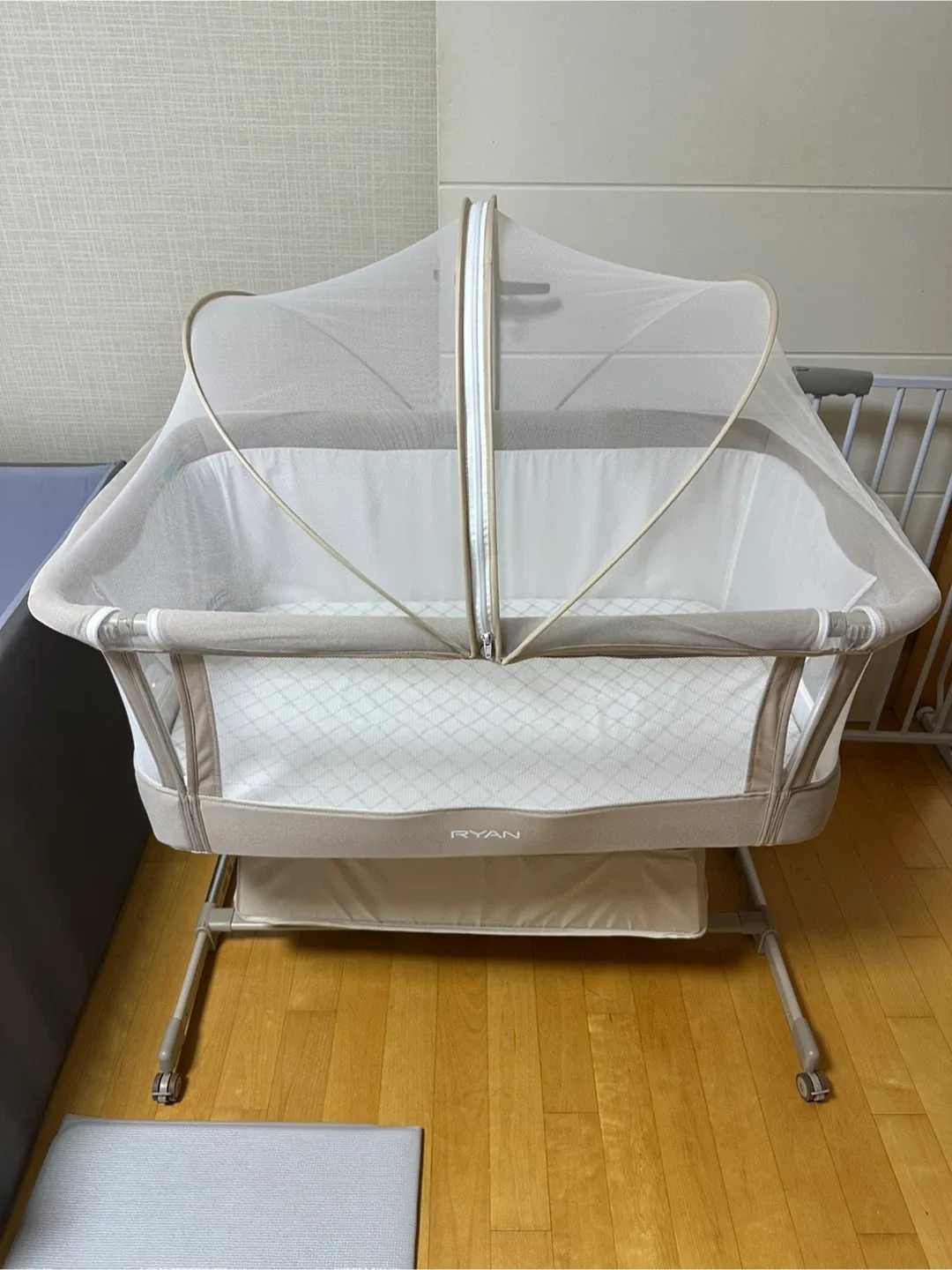 리안 드림콧 아기침대