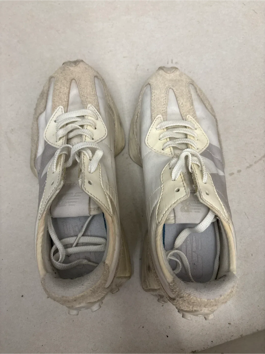 (225) 뉴발란스 327 운동화