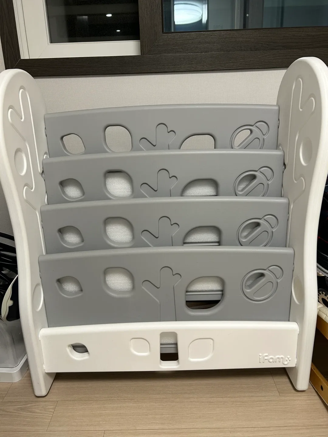 이팜 유아 책장