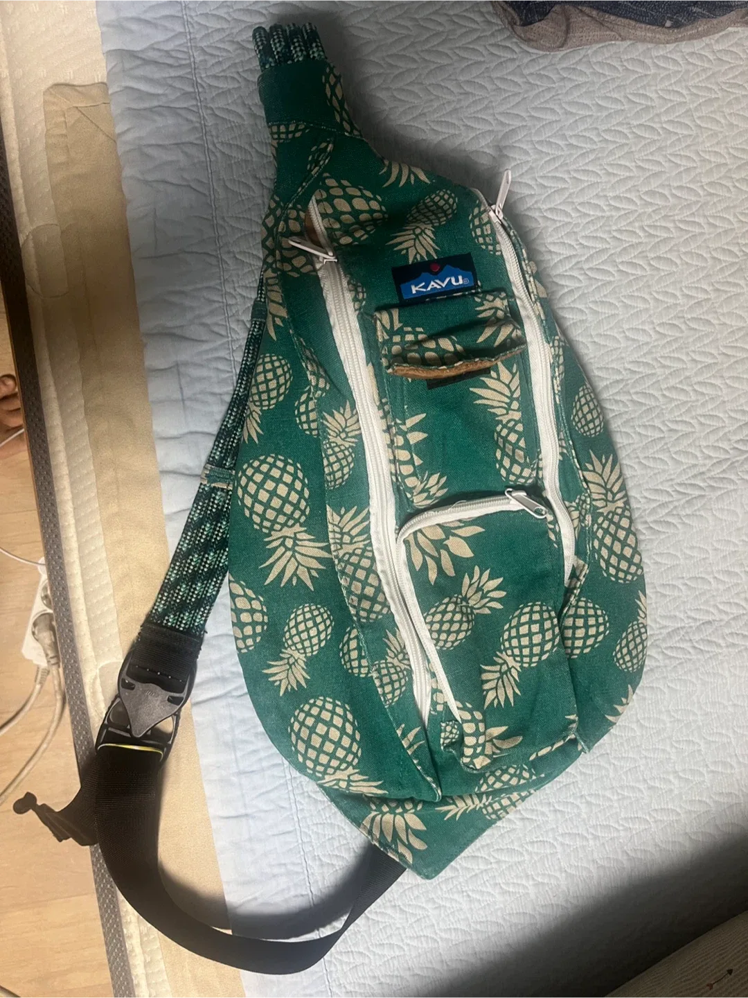 (중고) KAVU 카부 로프백 슬링백 판매합니다