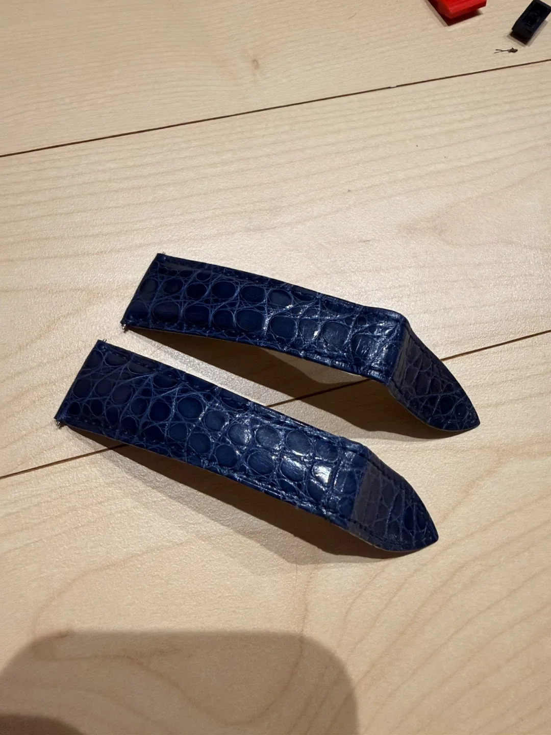 까르띠에 탱크솔로 XL 악어 스트랩