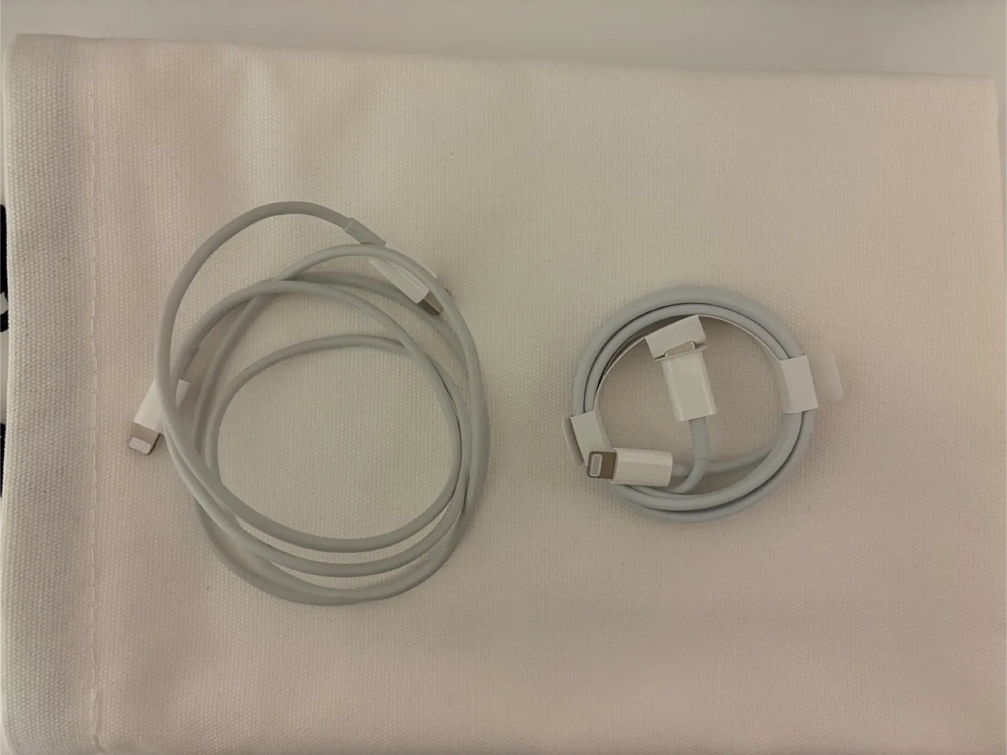 애플 정품 C타입 라이트닝 8핀 케이블(새상품/중고)