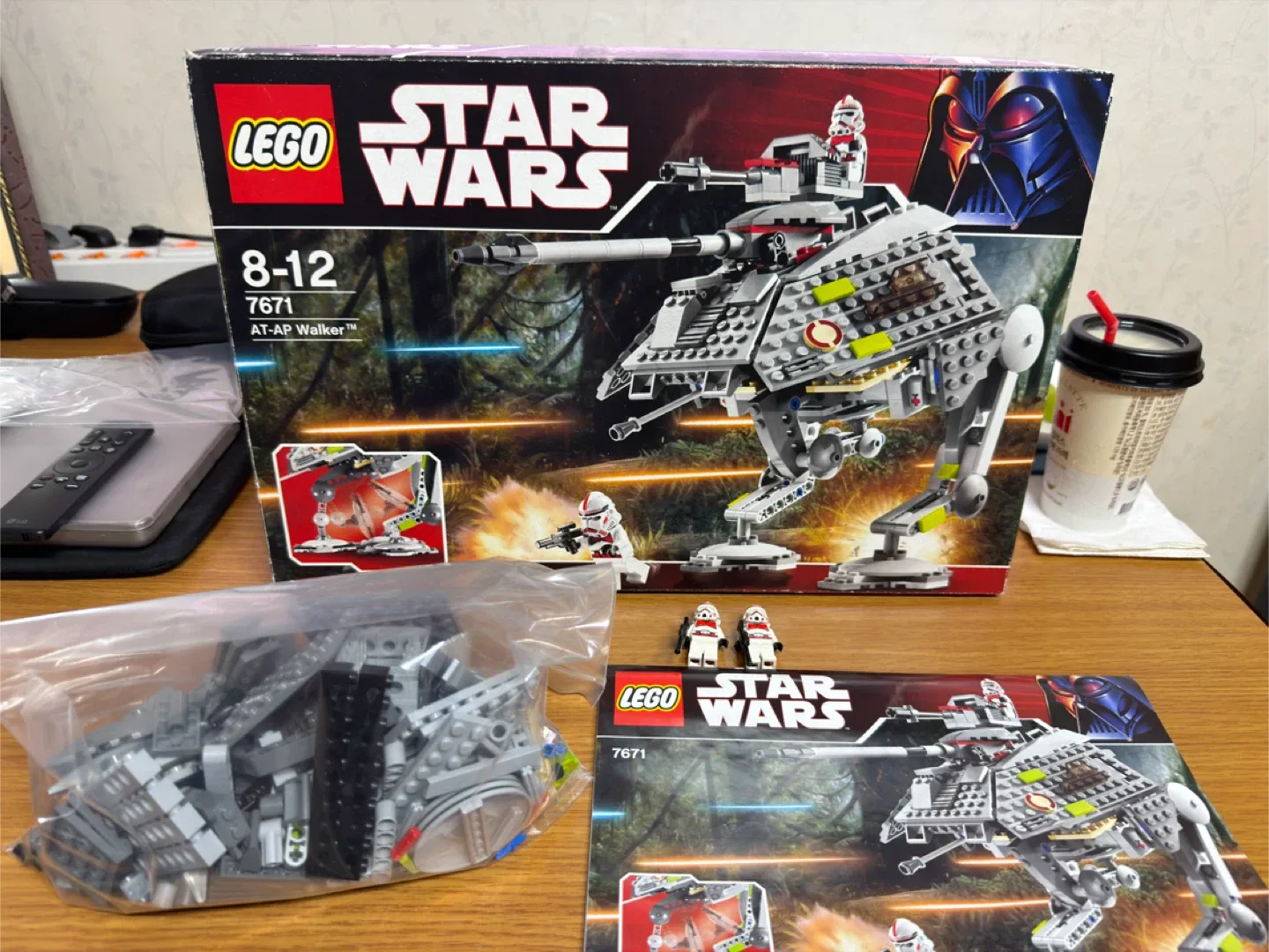 레고 스타워즈 7671 AT-AP Walker (중고)