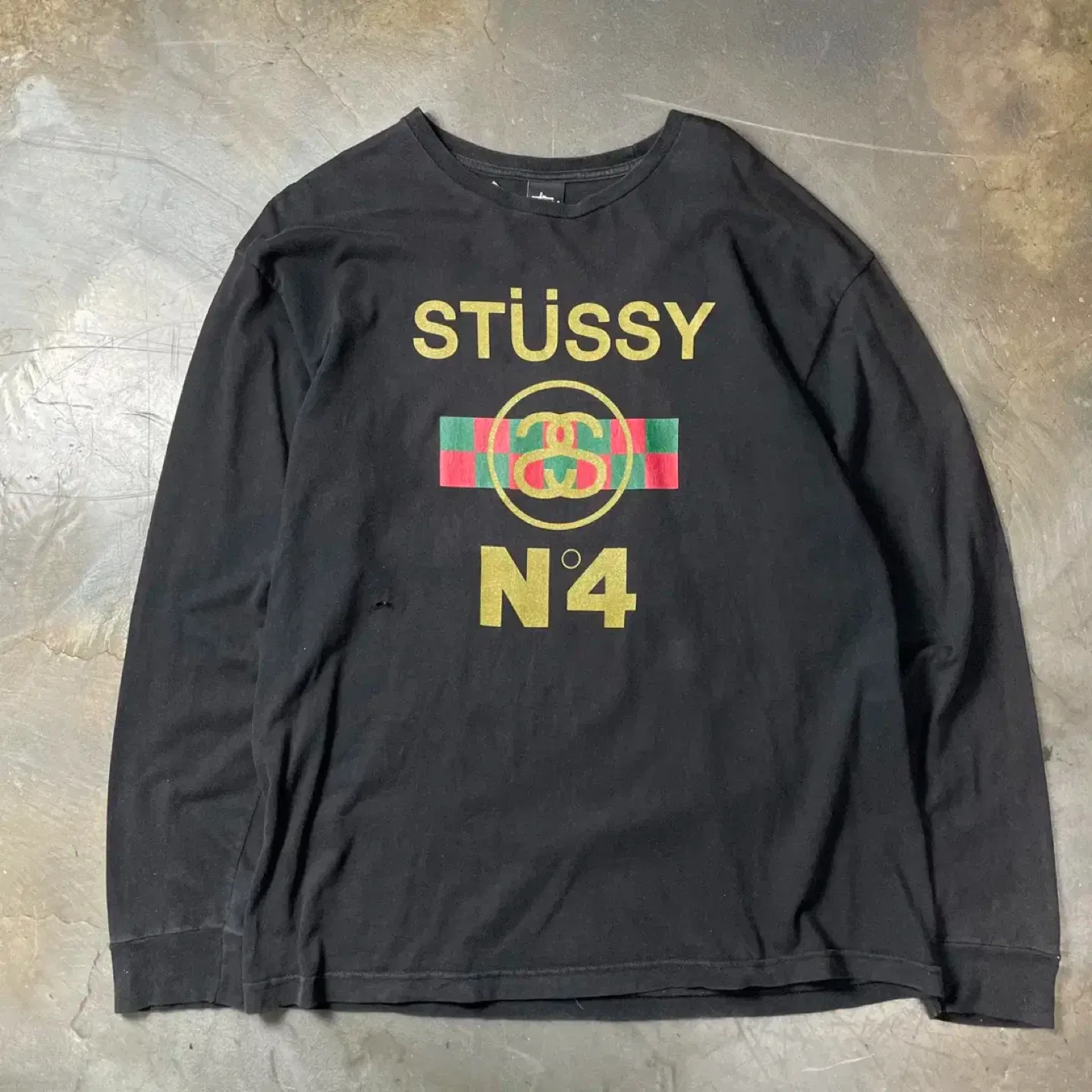 스투시 구찌 패러디 블랙 긴팔 티셔츠 (100사이즈)