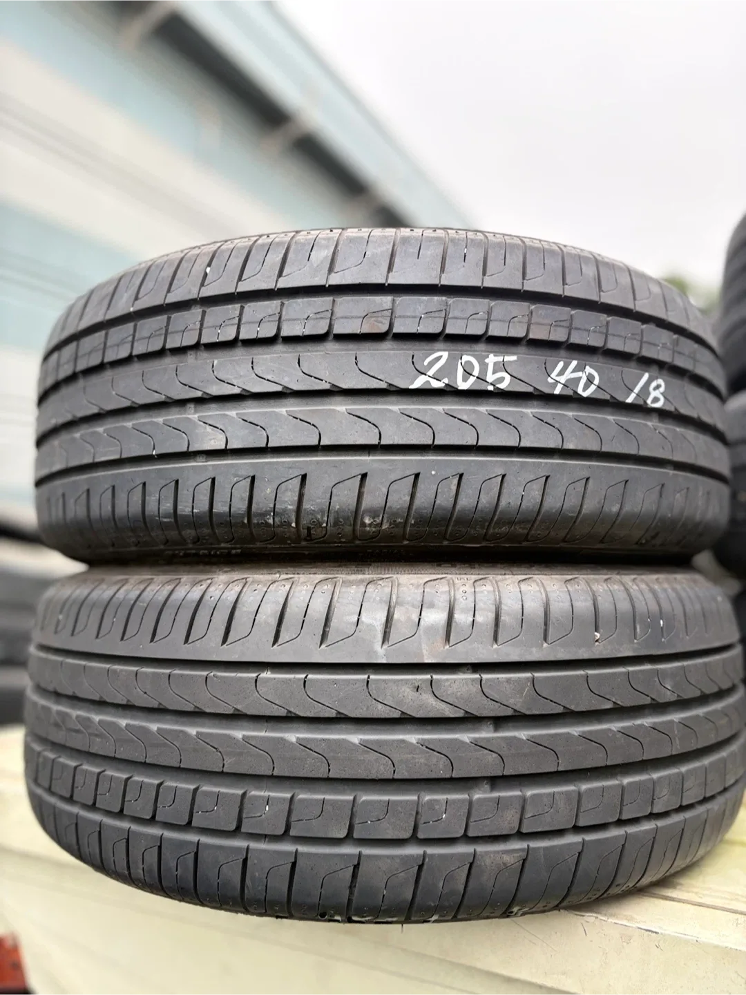 중고타이어 205 40 18 판매합니다