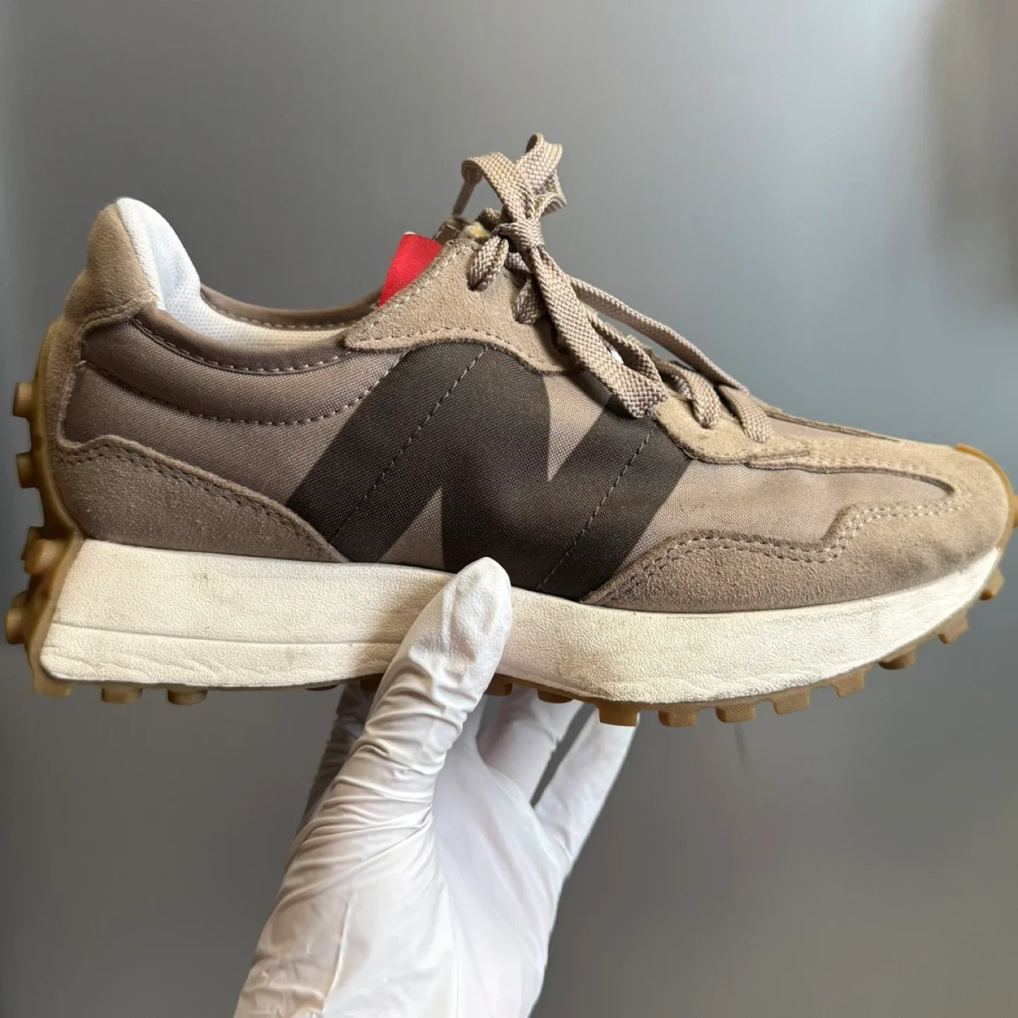220 뉴발란스 327 베이지 브라운