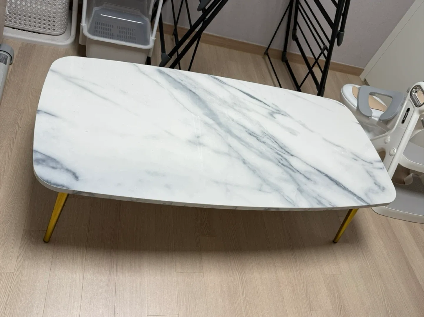 마블 패턴 좌식 테이블