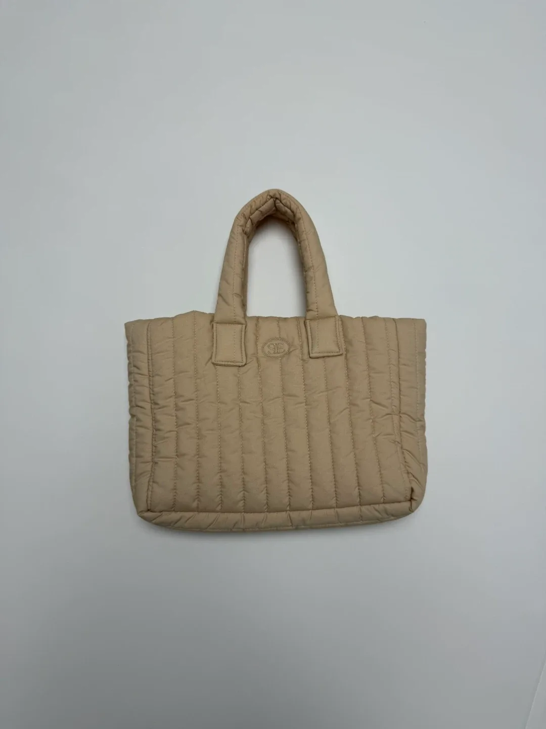 시엔느패딩백 베이지