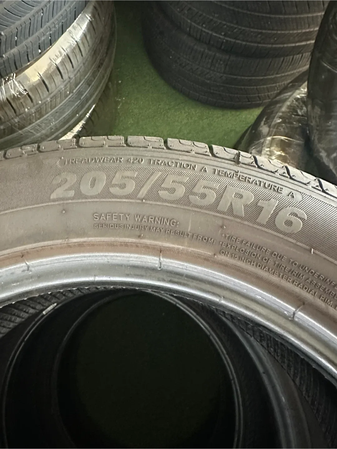 아반떼 k3 중고타이어 판매합니다.