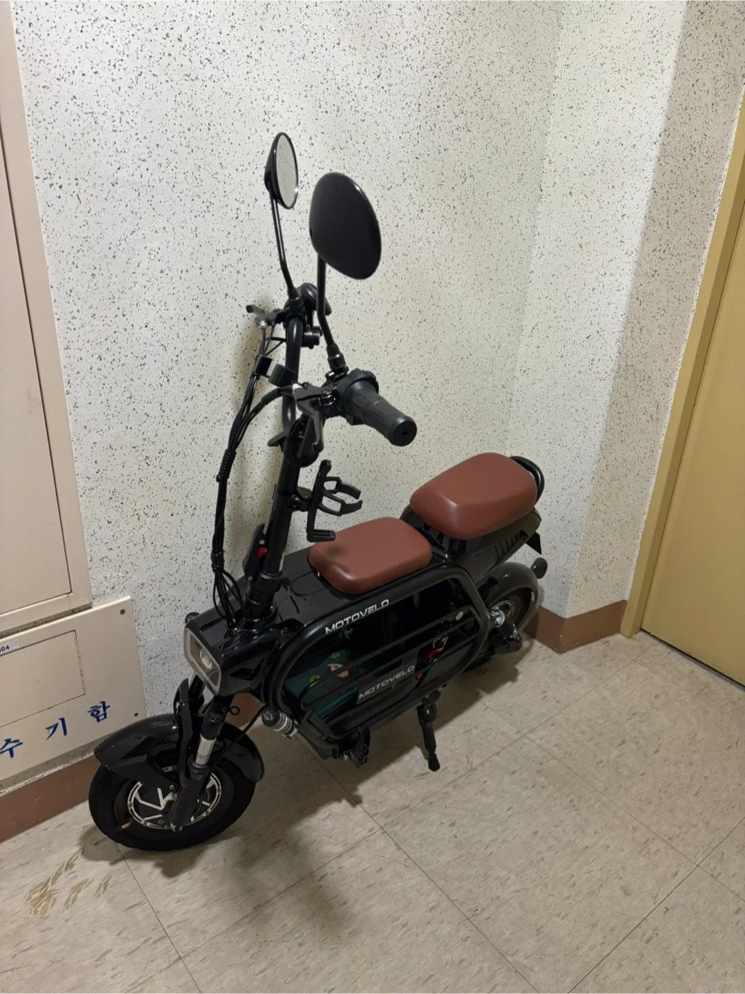 모토벨로 전기 스쿠터 미니 (67키로)+헬멧 포함