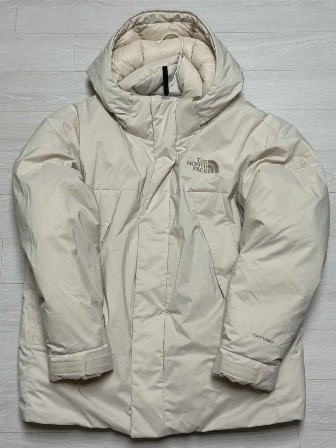 노스페이스 에어히트 다운 패딩(아이보리)