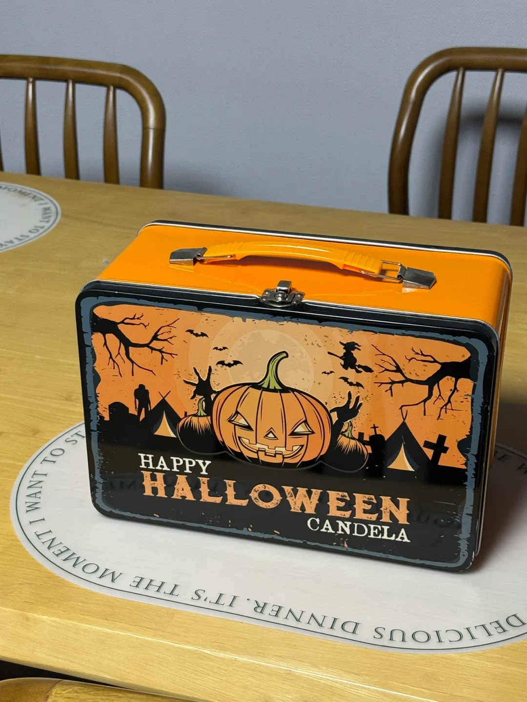 중고) 맥스 할로윈 캠핑 런치박스 랜턴 세트