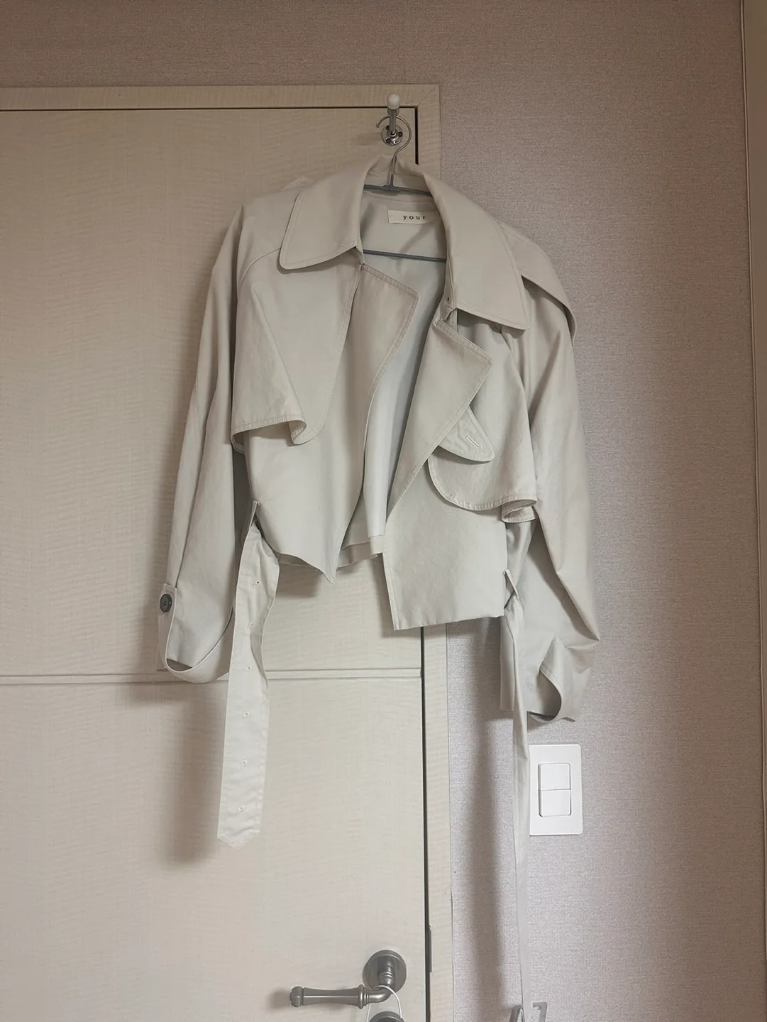 벨트 숏 트렌치(10만원대 구입)