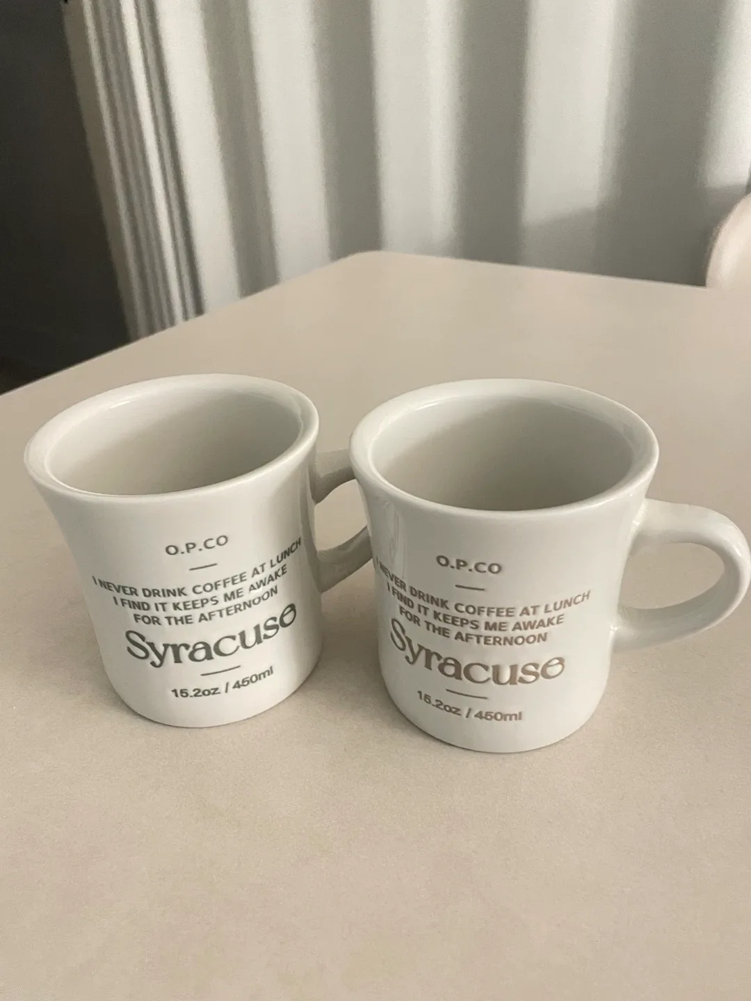 시라쿠스 머그컵 2개