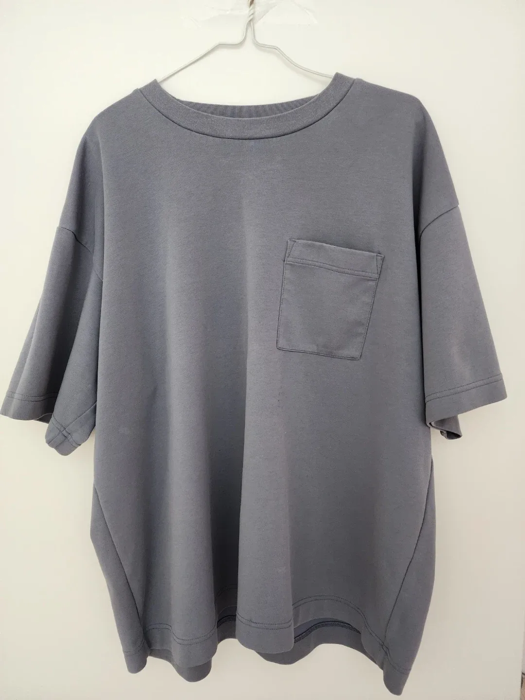 중고 의류 팝니다.