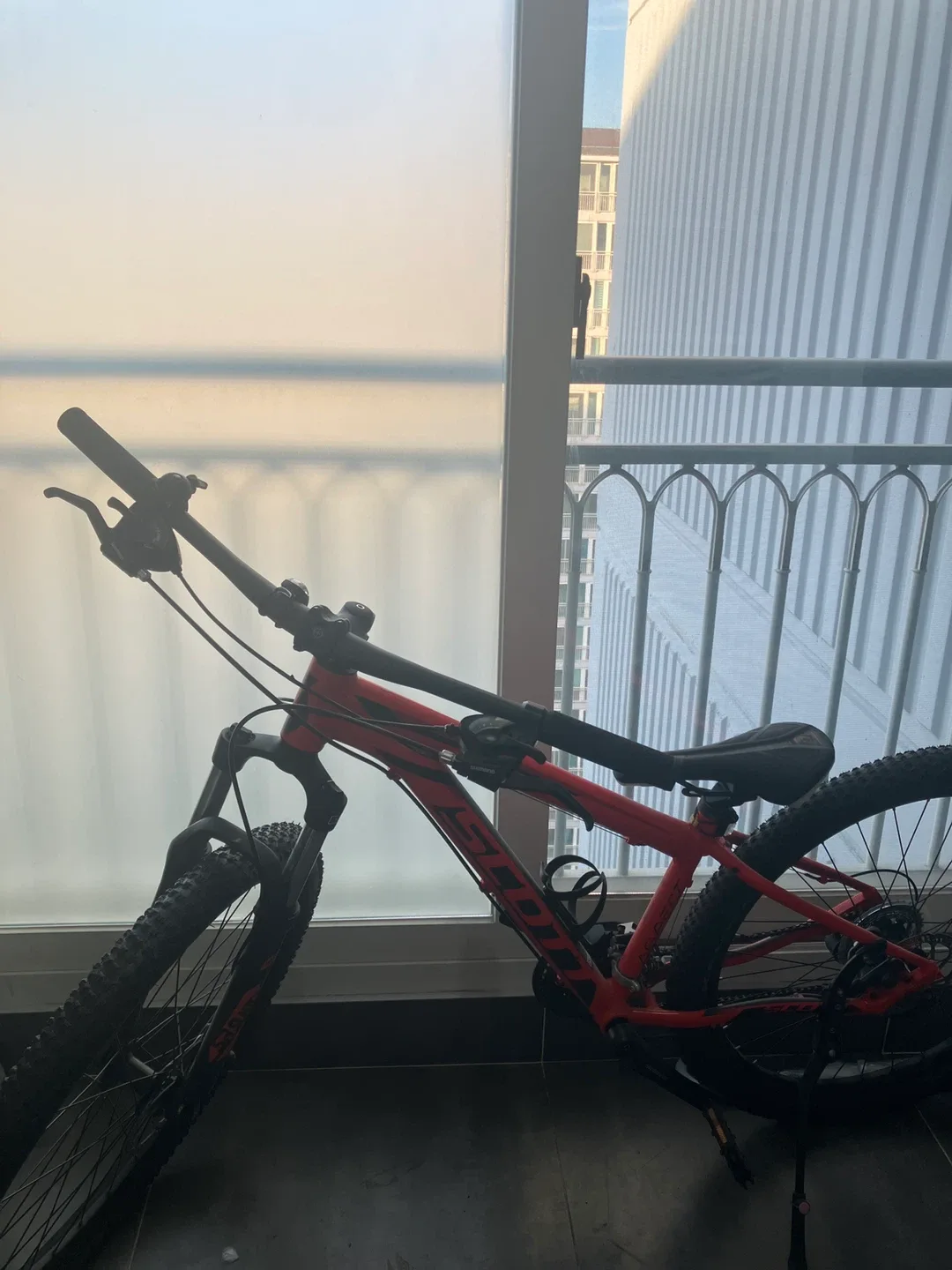 스캇 빨간색 중고 자전거