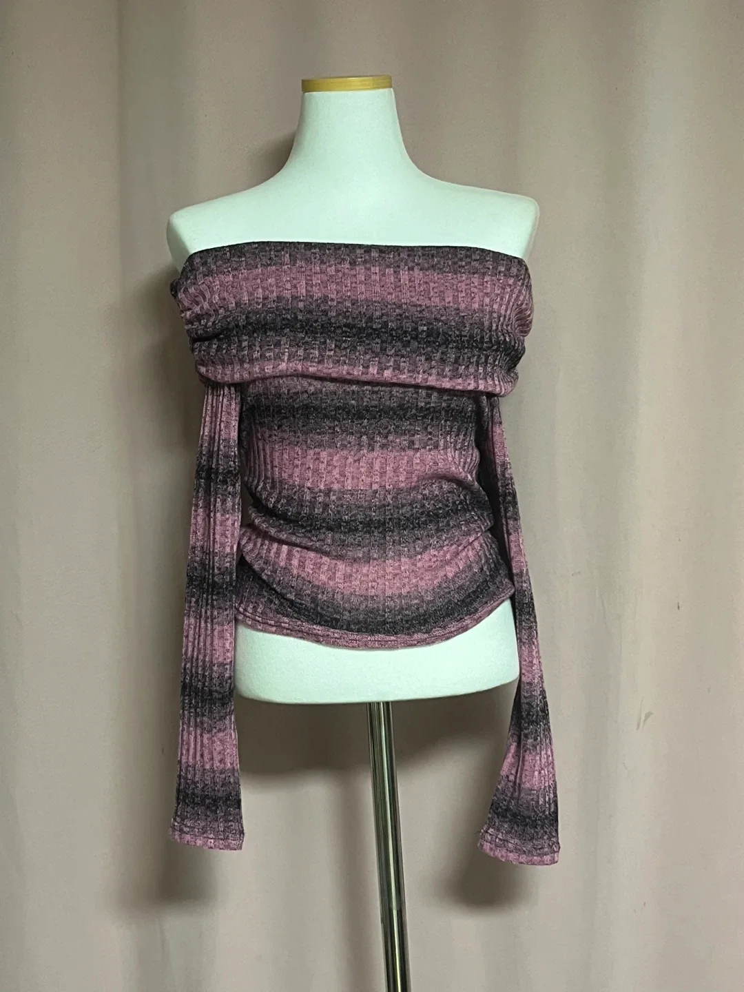 (새상품) 오픈숄더