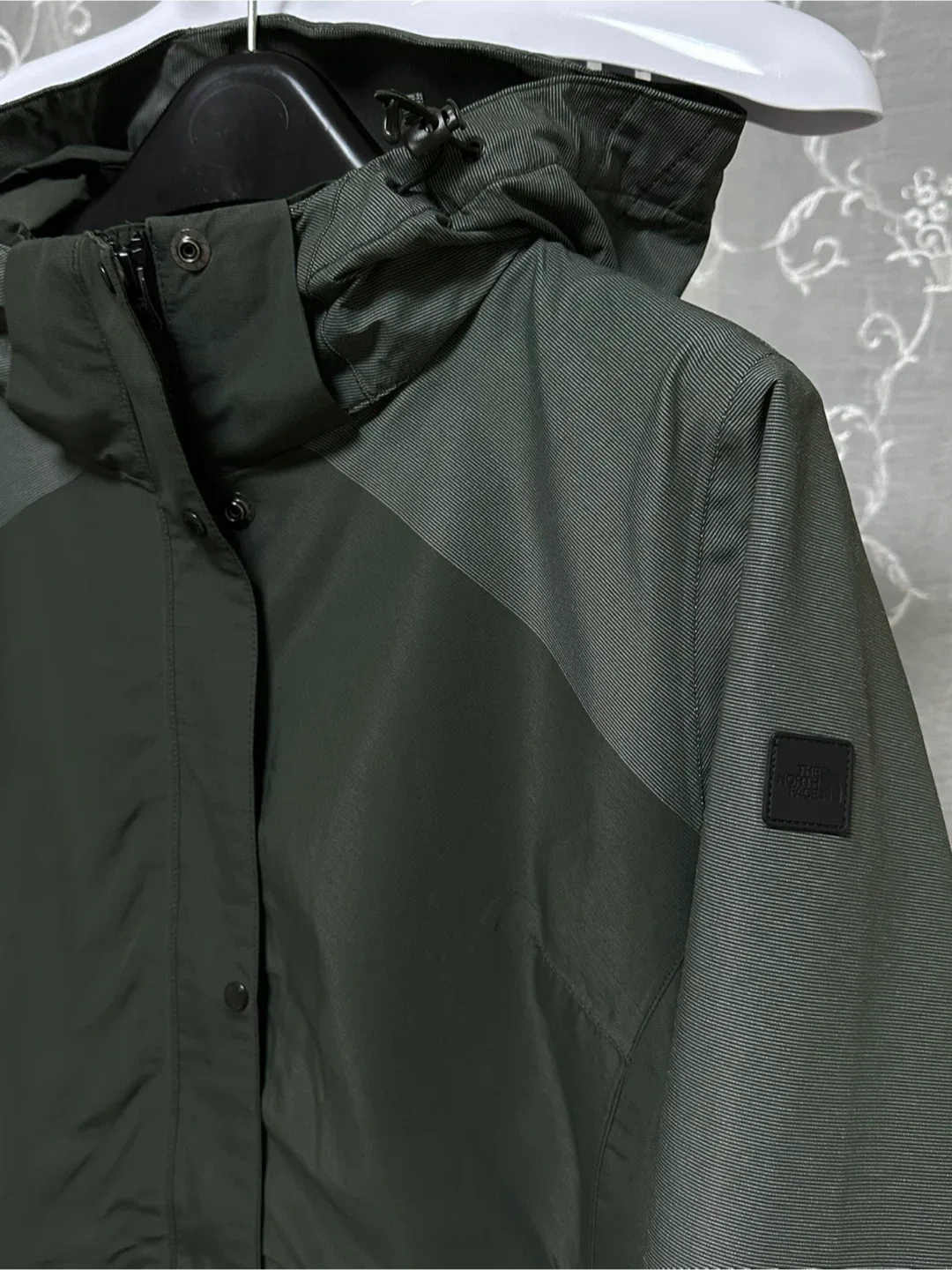 상태 새옷수준/ 노스페이스 아웃도어 바람막이 자켓 90(M)/ 등산복