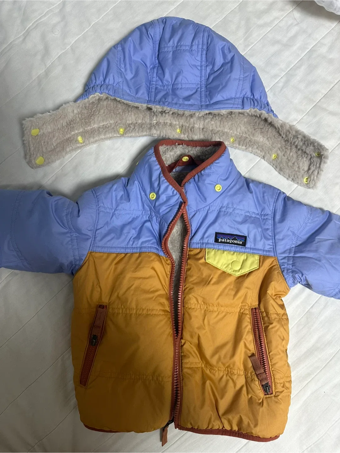 파타고니아 키즈 리버서블 패딩 2T