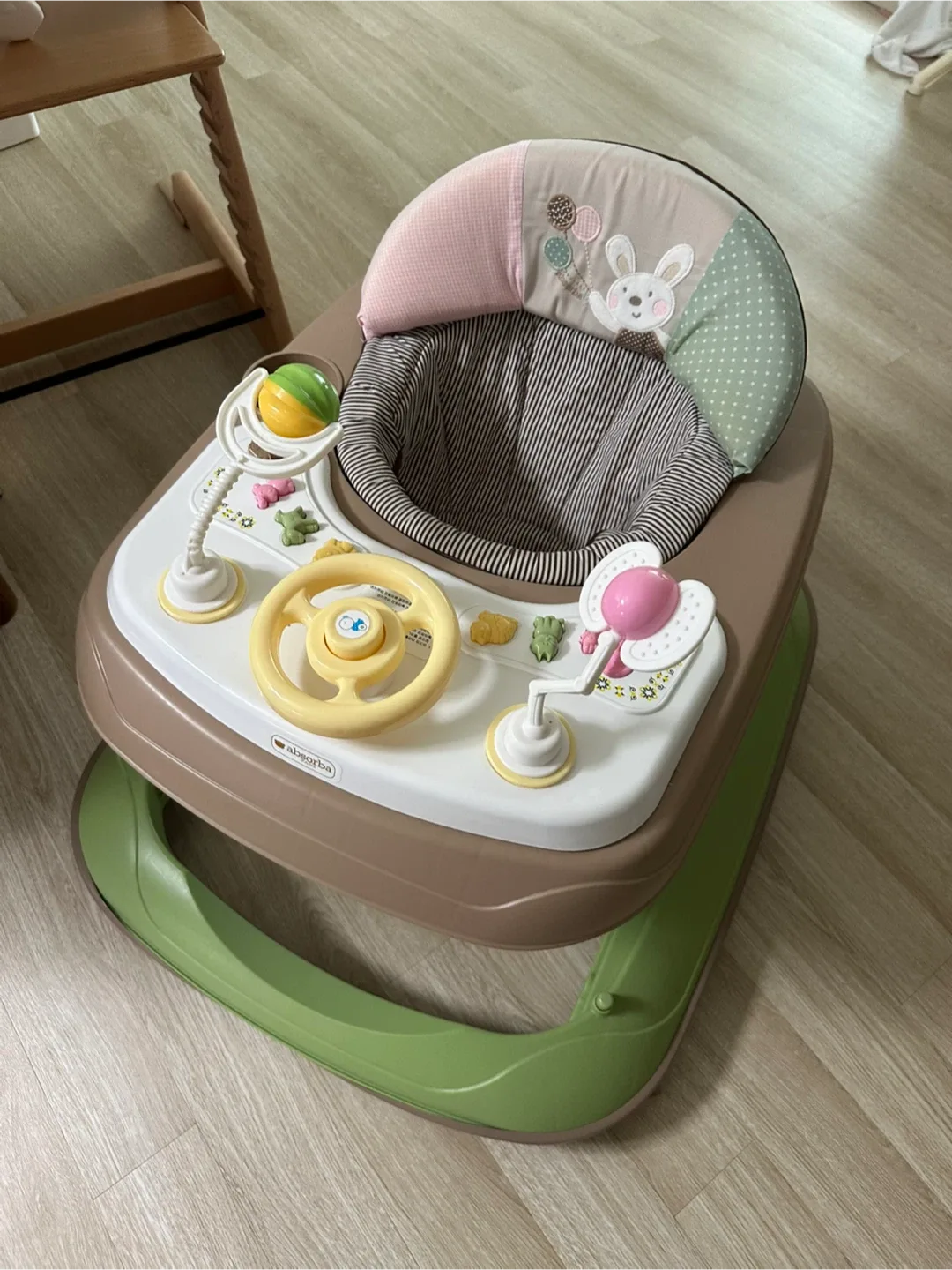 압소바 아기 보행기