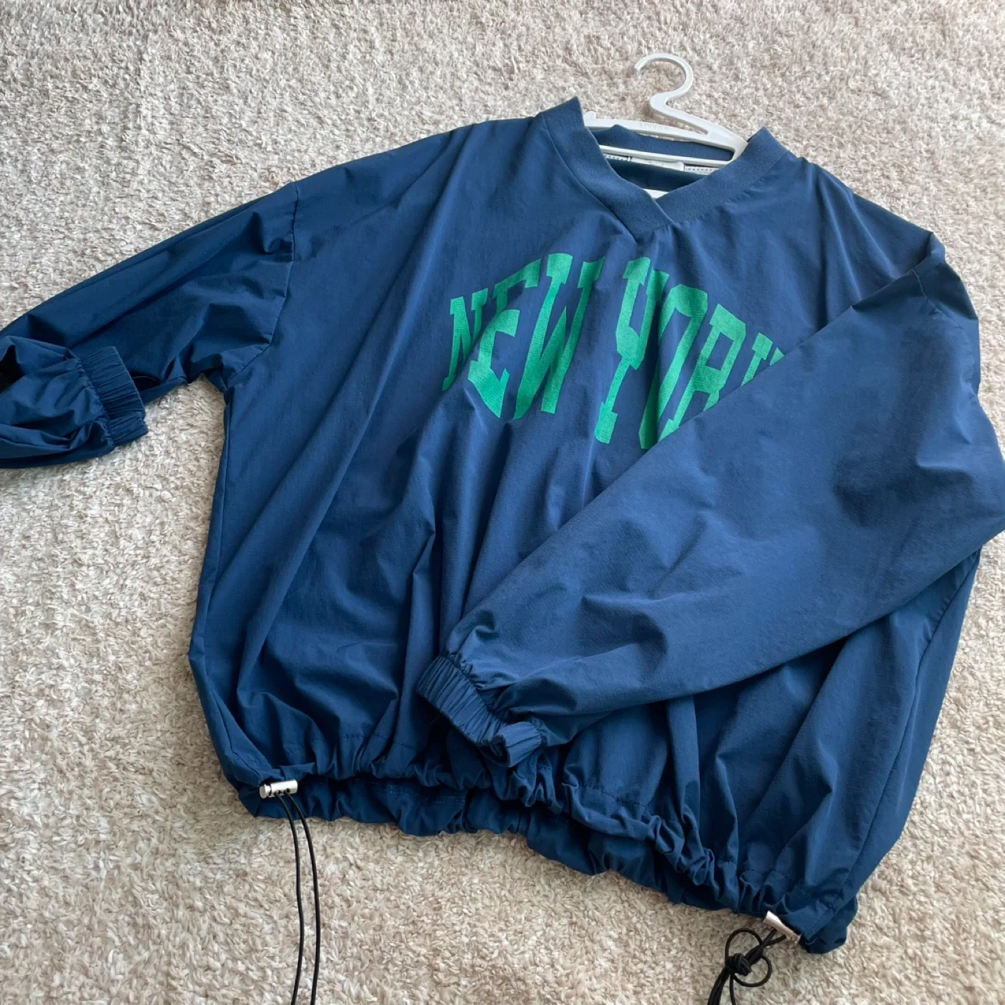 아노락 맨투맨(최저가로 내렸어용! 채팅주세용)