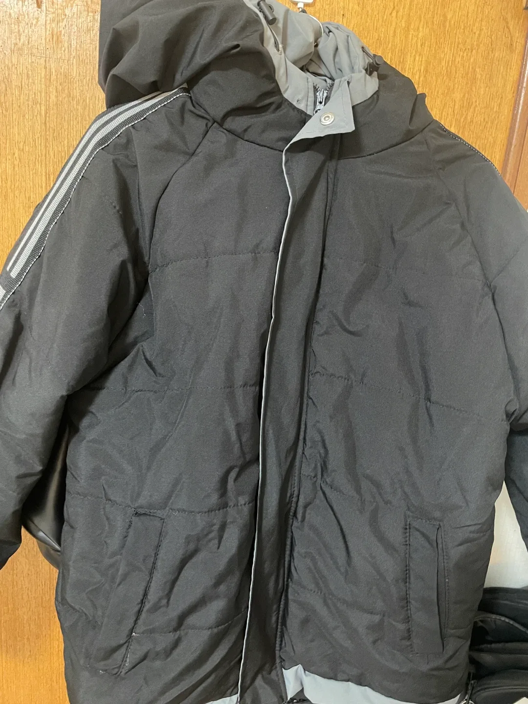 아디다스 검정 패딩 점퍼