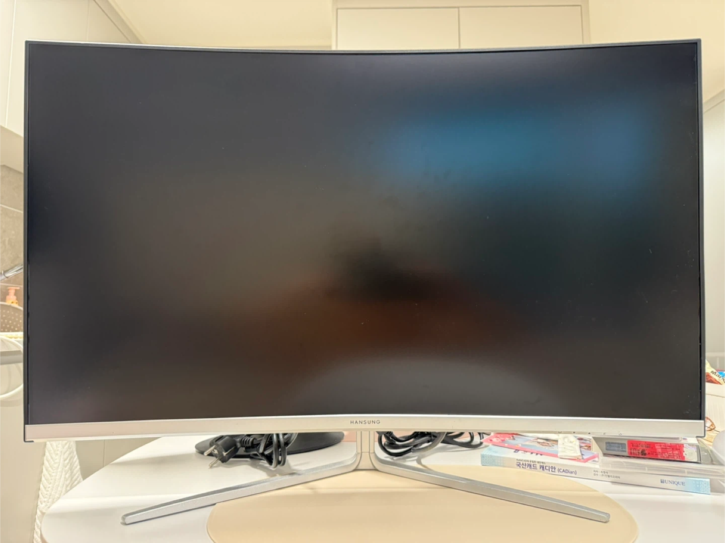 한성 커브드 모니터 32인치 ULTRON 3257