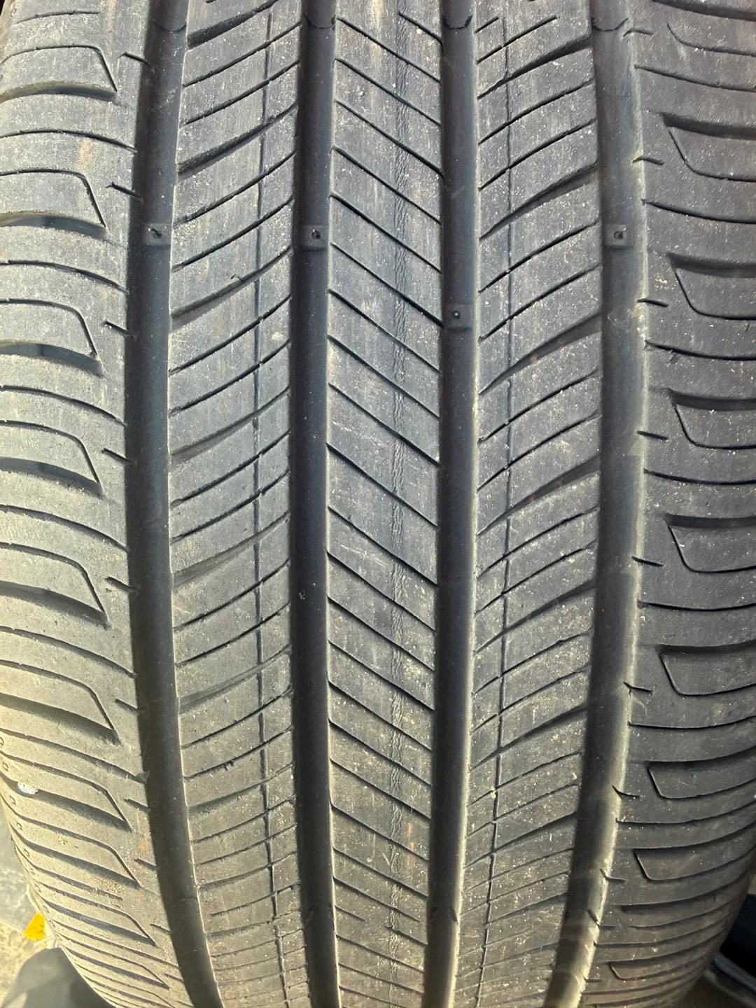 K5,셀토스,쏘나타,코나 235/45/18 SSS급 중고타이어