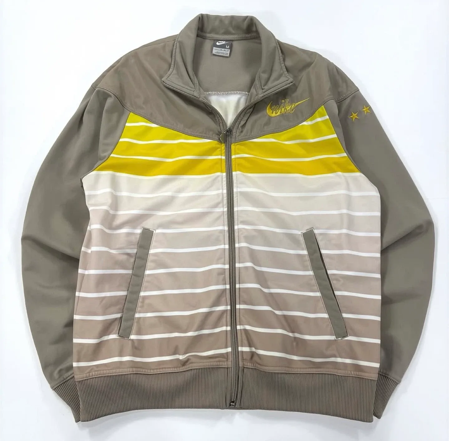 나이키 트랙탑 M