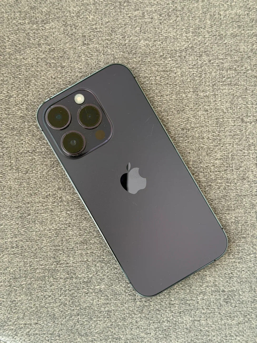 아이폰 14 Pro 중고 - 딥퍼플 미국판 카메라 무음