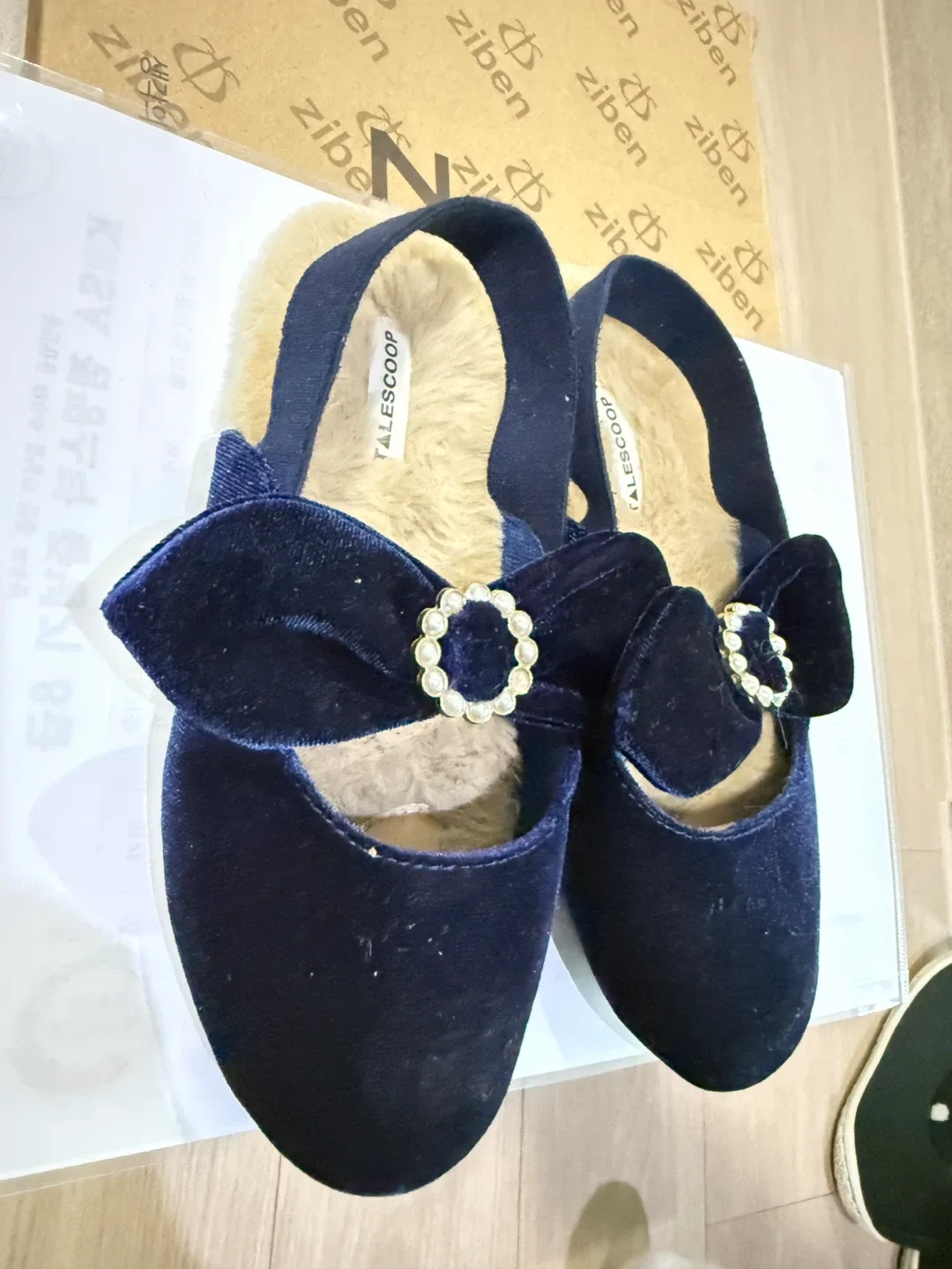 TALESCOOP 벨벳 리본 슬리퍼 중고 190