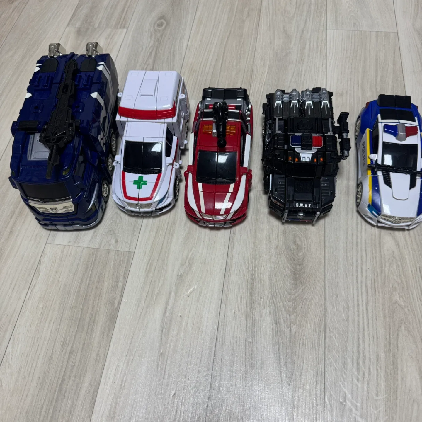 헬로카봇 펜타스톰X 5단 합체