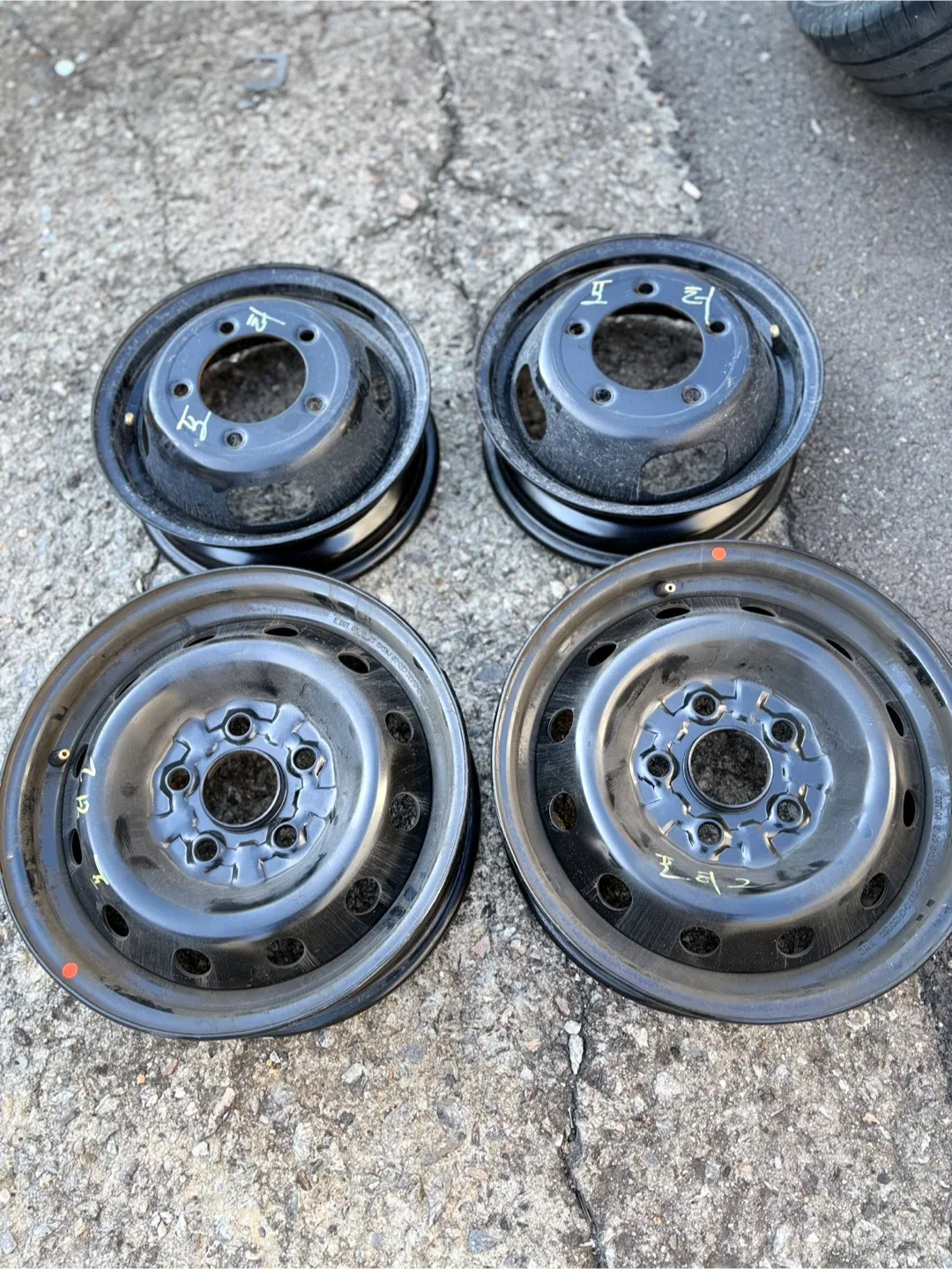 포터2 중고 휠 임판급 판매합니다!