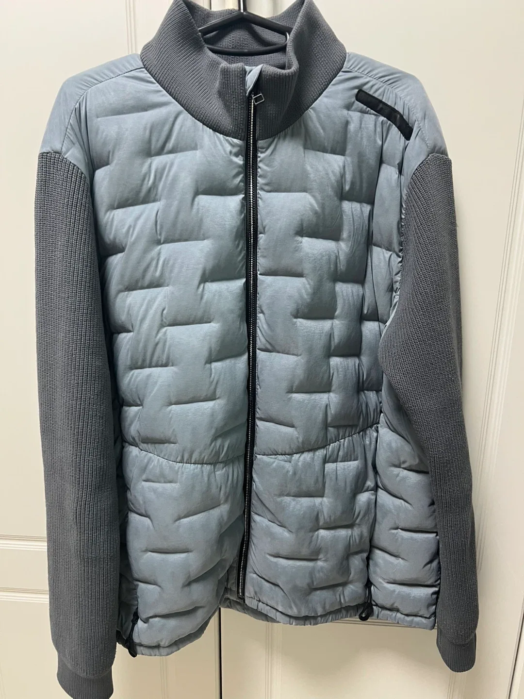 데상트 남성 경량패딩 100