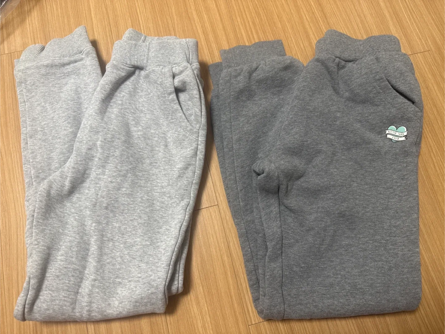 아동복 여자 150사이즈 ( 기모 트레이닝 바지 ) 그레이색 중고