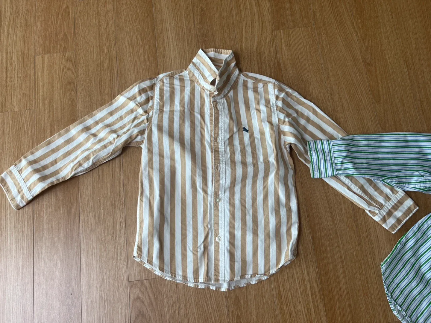 H&M 키즈 스트라이프 셔츠 2벌 중고