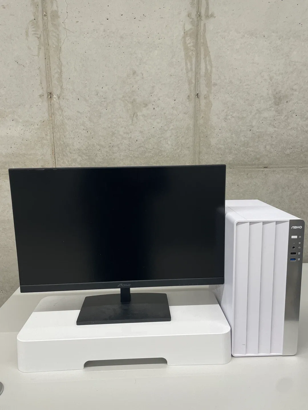 알코 O20M 화이트 PC 본체 + 모니터 세트