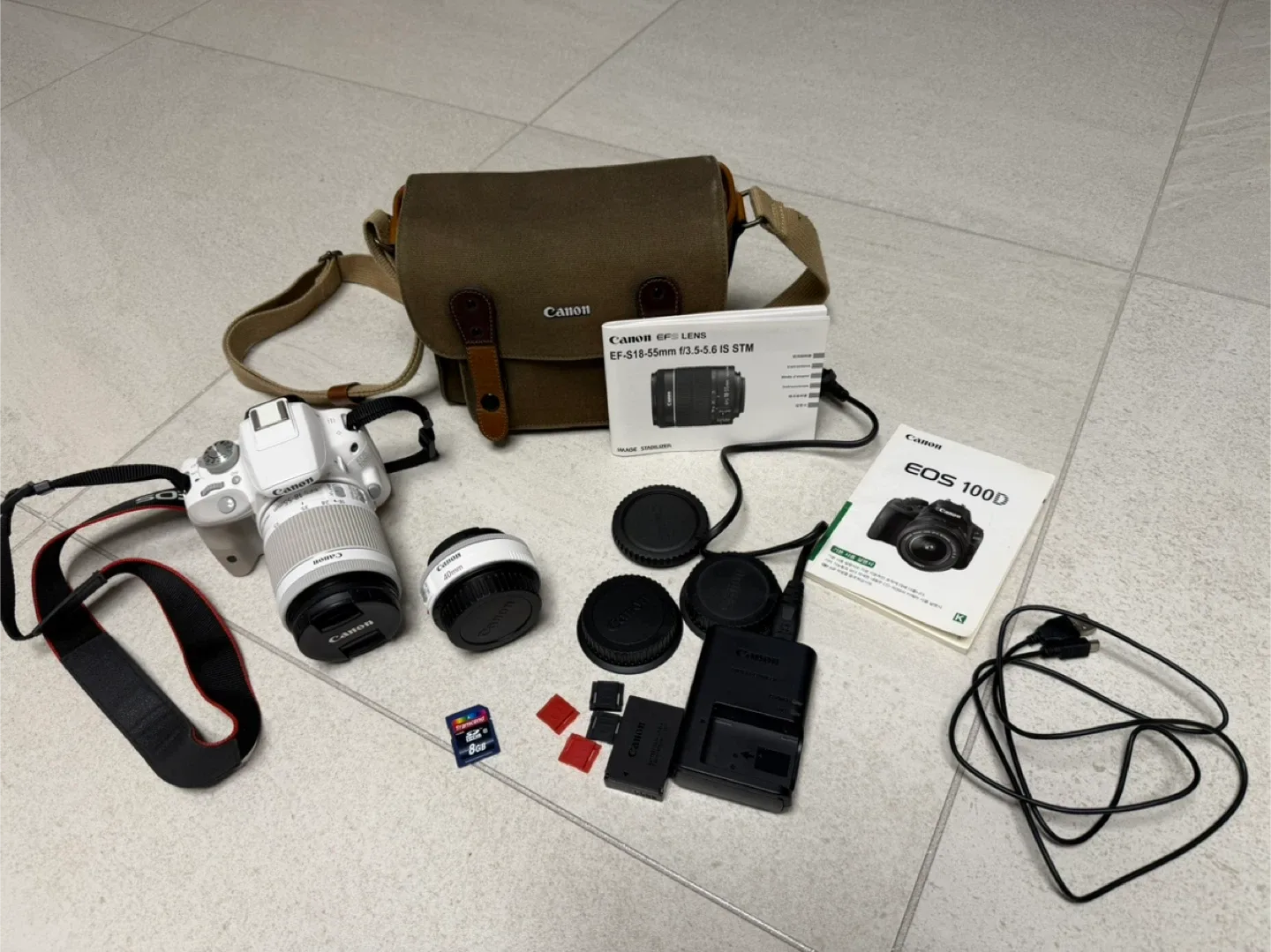 EOS100d (DSLR) 카메라 세트 중고 판매합니다.