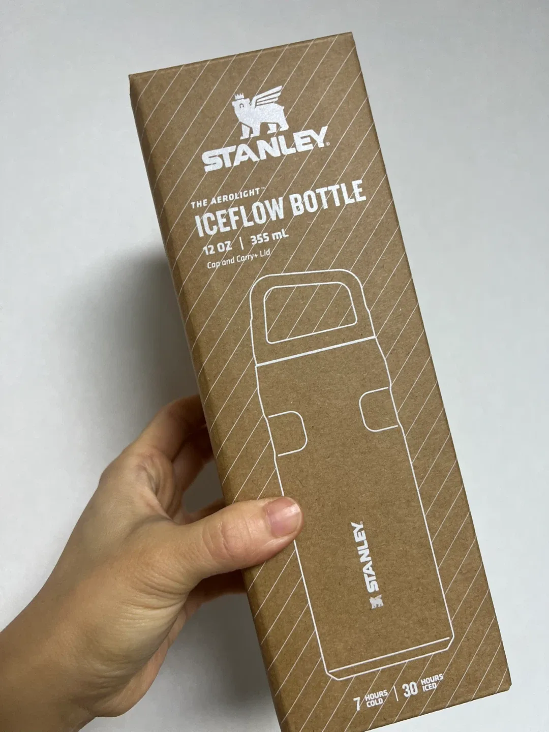 (새상품, 가격내림)스탠리 아이스플로우 보틀 355ml 쿼츠 글리머 새제품