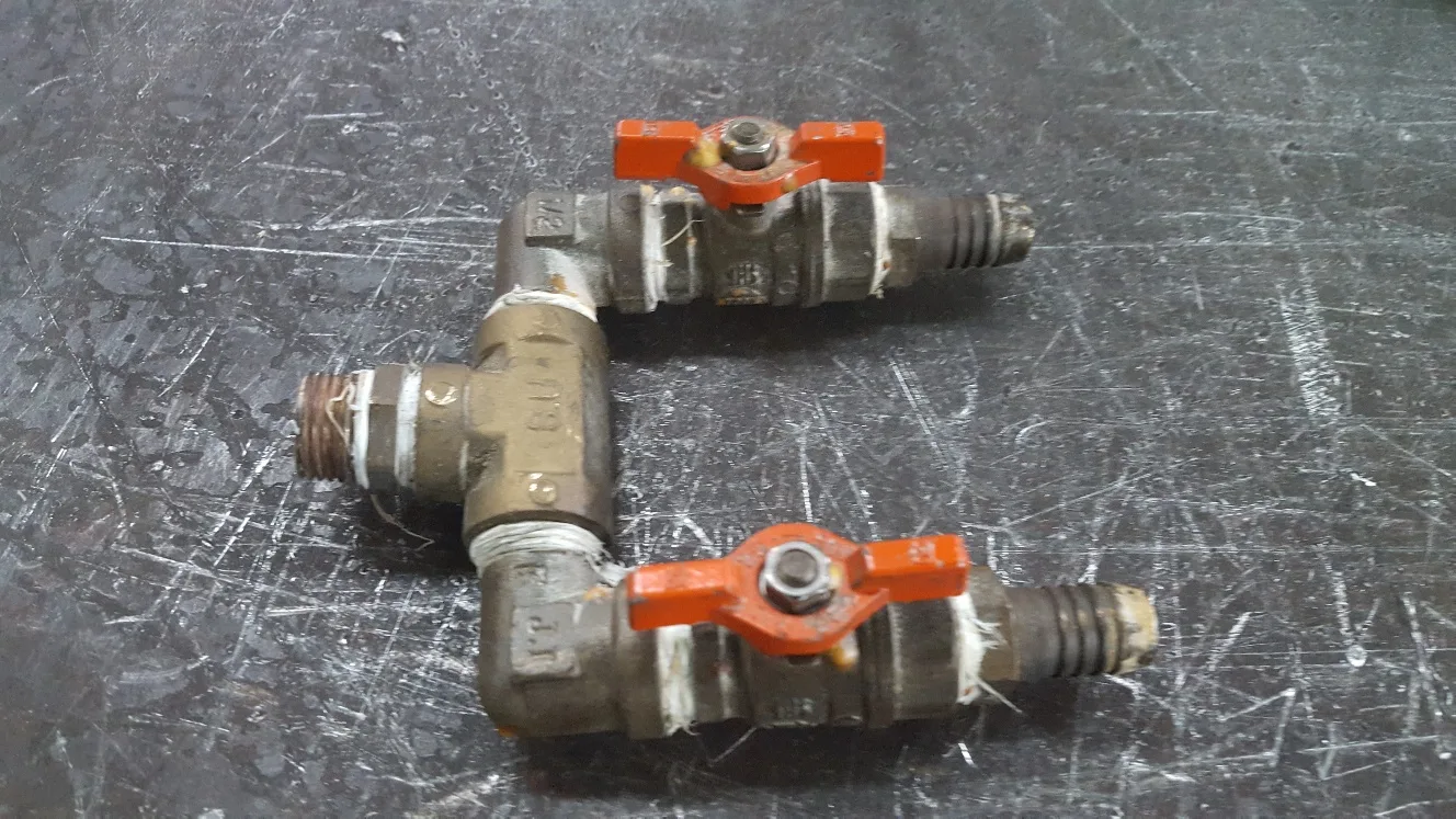 15 A 배관 부품 및 밸브 중고품