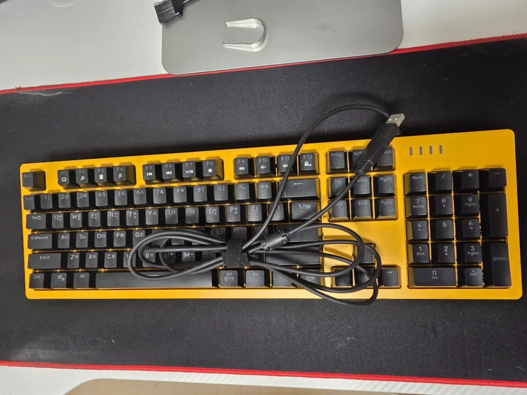 앱코 HACKER K516 옐로우 기계식 키보드(중고)