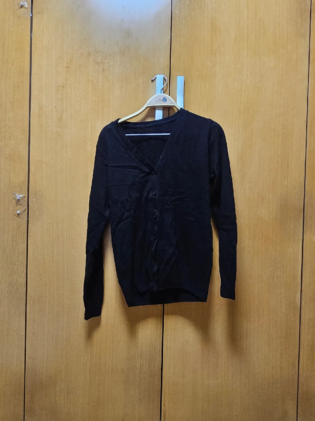 여성검정 가디건